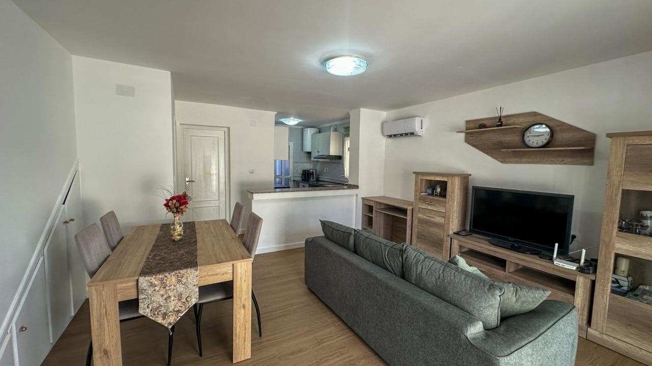 3 soveværelse Lejlighed til salg i San Miguel de Salinas med swimmingpool garage - € 268.900 (Ref: 9978429)