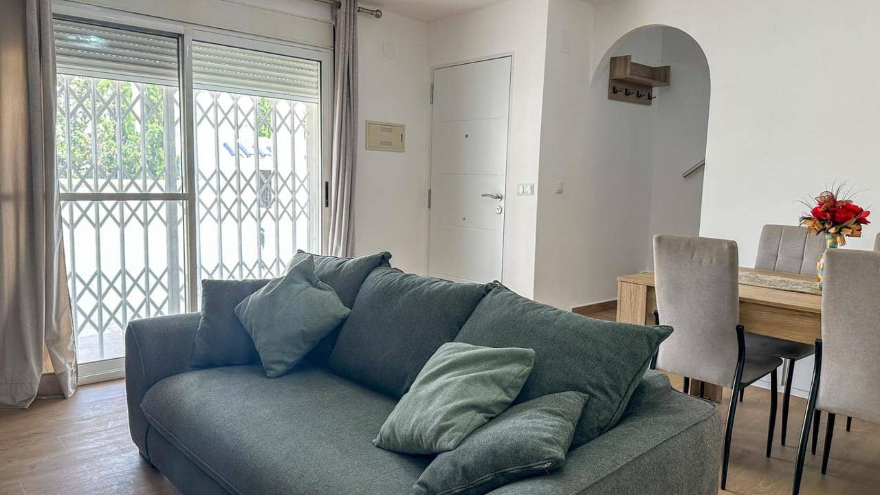 3 soveværelse Lejlighed til salg i San Miguel de Salinas med swimmingpool garage - € 268.900 (Ref: 9978429)