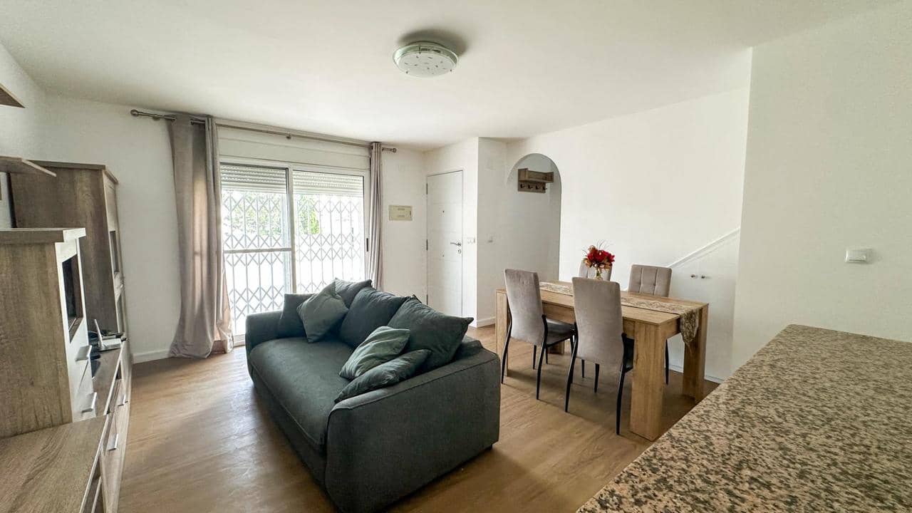 3 soveværelse Lejlighed til salg i San Miguel de Salinas med swimmingpool garage - € 268.900 (Ref: 9978429)