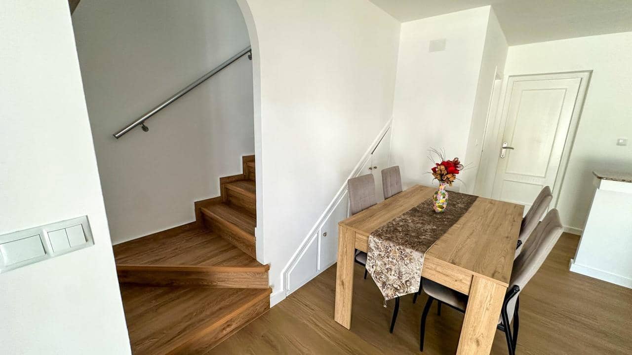 3 soveværelse Lejlighed til salg i San Miguel de Salinas med swimmingpool garage - € 268.900 (Ref: 9978429)