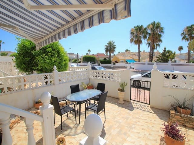 Casa de 2 habitaciones en Benijófar en venta - 185.000 € (Ref: 9978430)