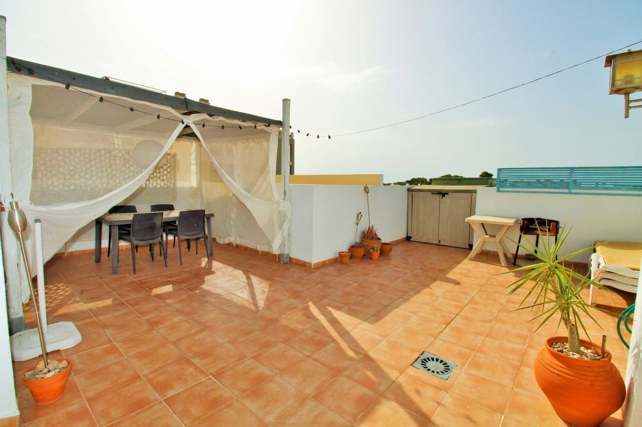 Apartamento de 2 habitaciones en Villamartin en venta con piscina - 164.000 € (Ref: 9979522)