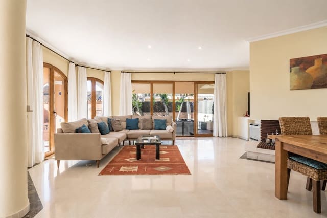4 bedroom Villa for sale in Atamaría, Cartagena - € 540,000 (Ref: 9980220)