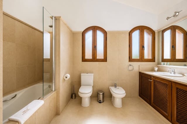 4 bedroom Villa for sale in Atamaría, Cartagena - € 540,000 (Ref: 9980220)