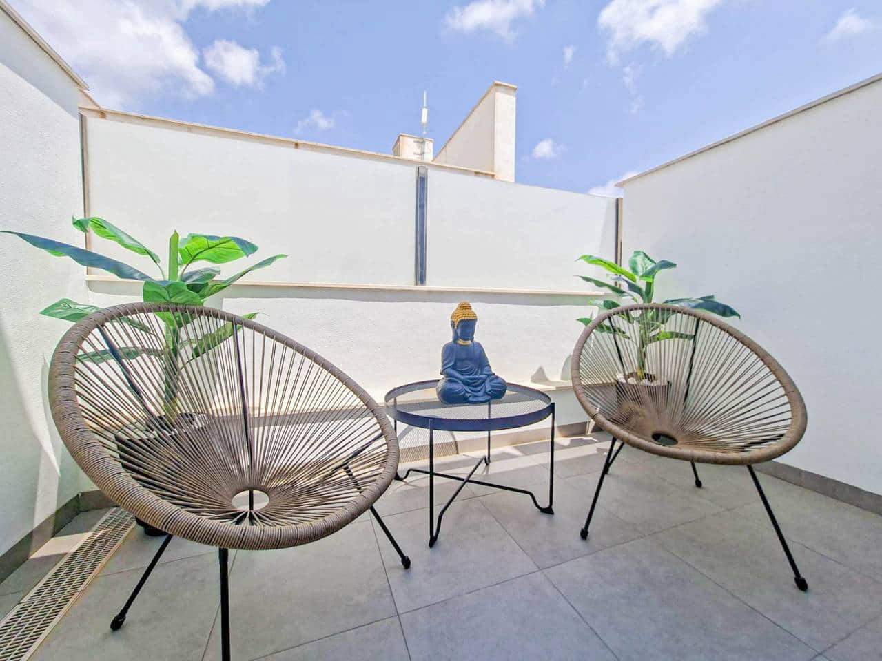 3 soveværelse Villa til salg i Villamartin med swimmingpool - € 330.000 (Ref: 9986464)