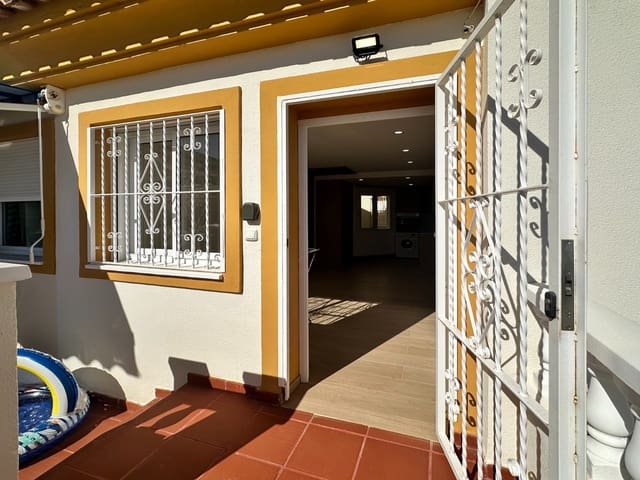 2 soveværelse Lejlighed til salg i Dehesa de Campoamor, Orihuela - € 160.000 (Ref: 9986469)