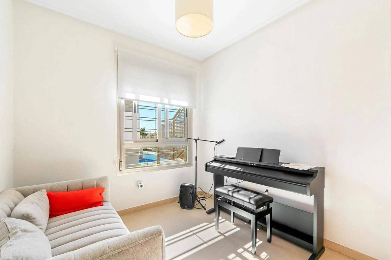 2 makuuhuone Kattohuoneisto myytävänä paikassa Pilar de la Horadada - 259 000 € (Ref: 9986471)