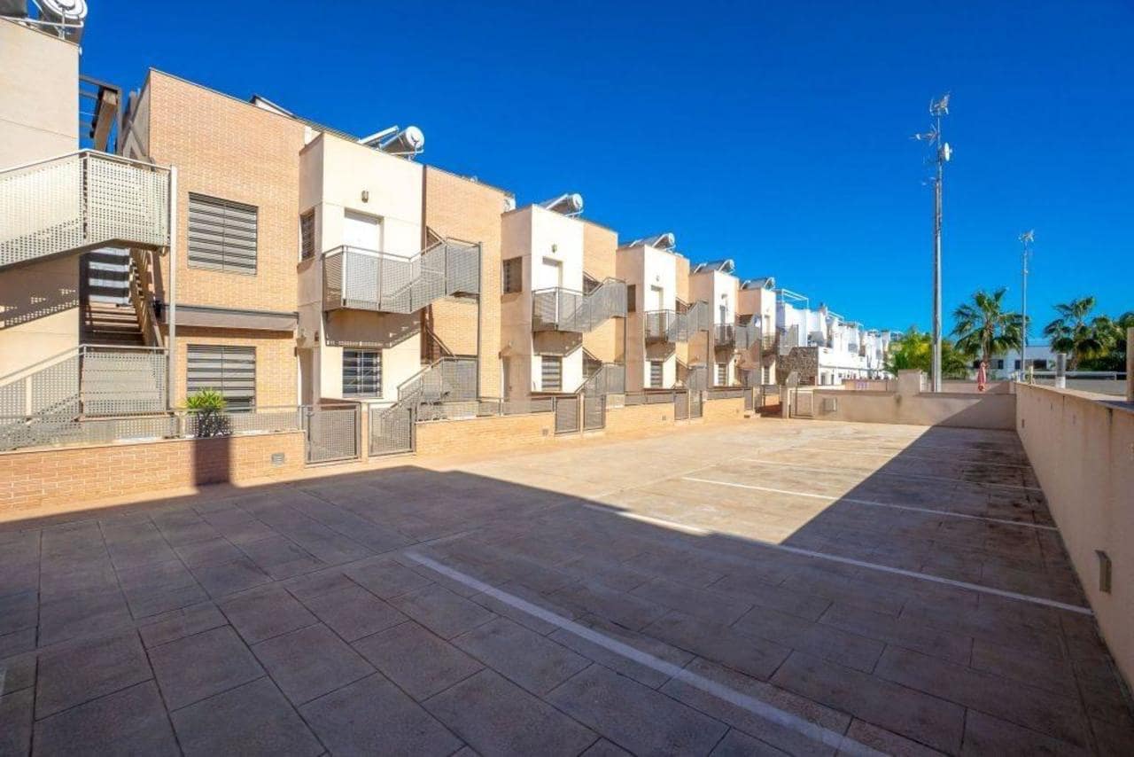 2 makuuhuone Kattohuoneisto myytävänä paikassa Pilar de la Horadada - 259 000 € (Ref: 9986471)