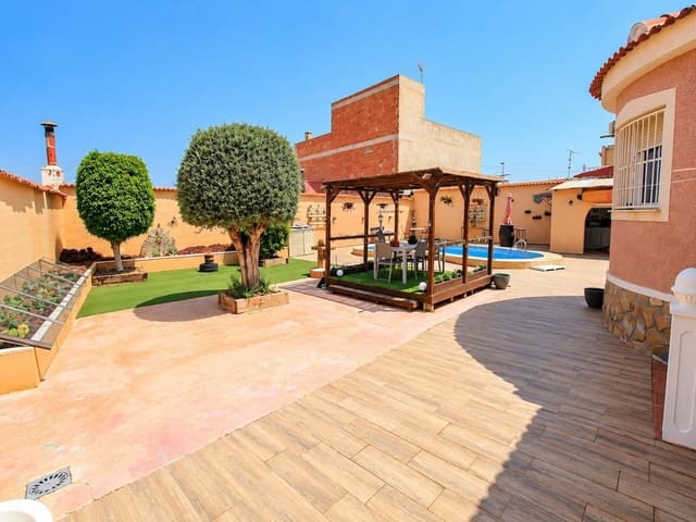 4 bedroom Villa for sale in Benijófar with pool garage - € 360,000 (Ref: 9986472)