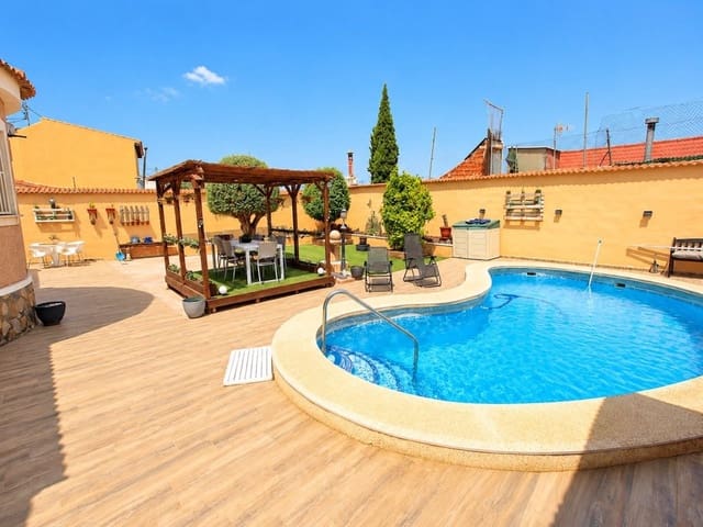 4 bedroom Villa for sale in Benijófar with pool garage - € 360,000 (Ref: 9986472)