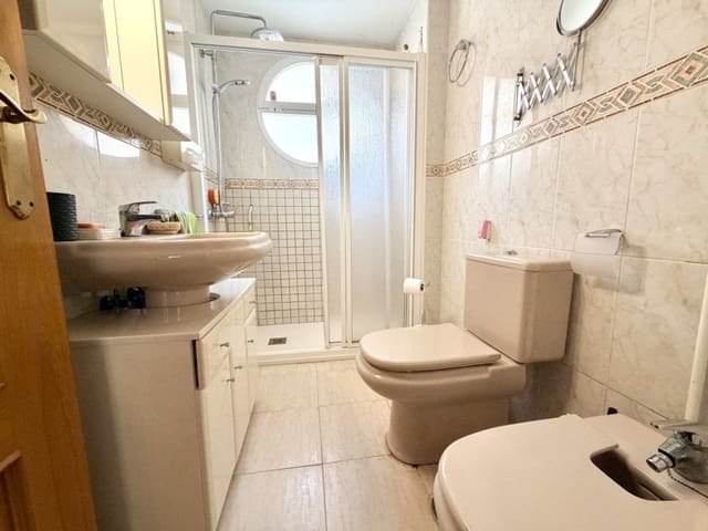 2 soverom Leilighet til salgs i Zona Pueblo, Guardamar del Segura med garasje - € 189 500 (Ref: 9986476)