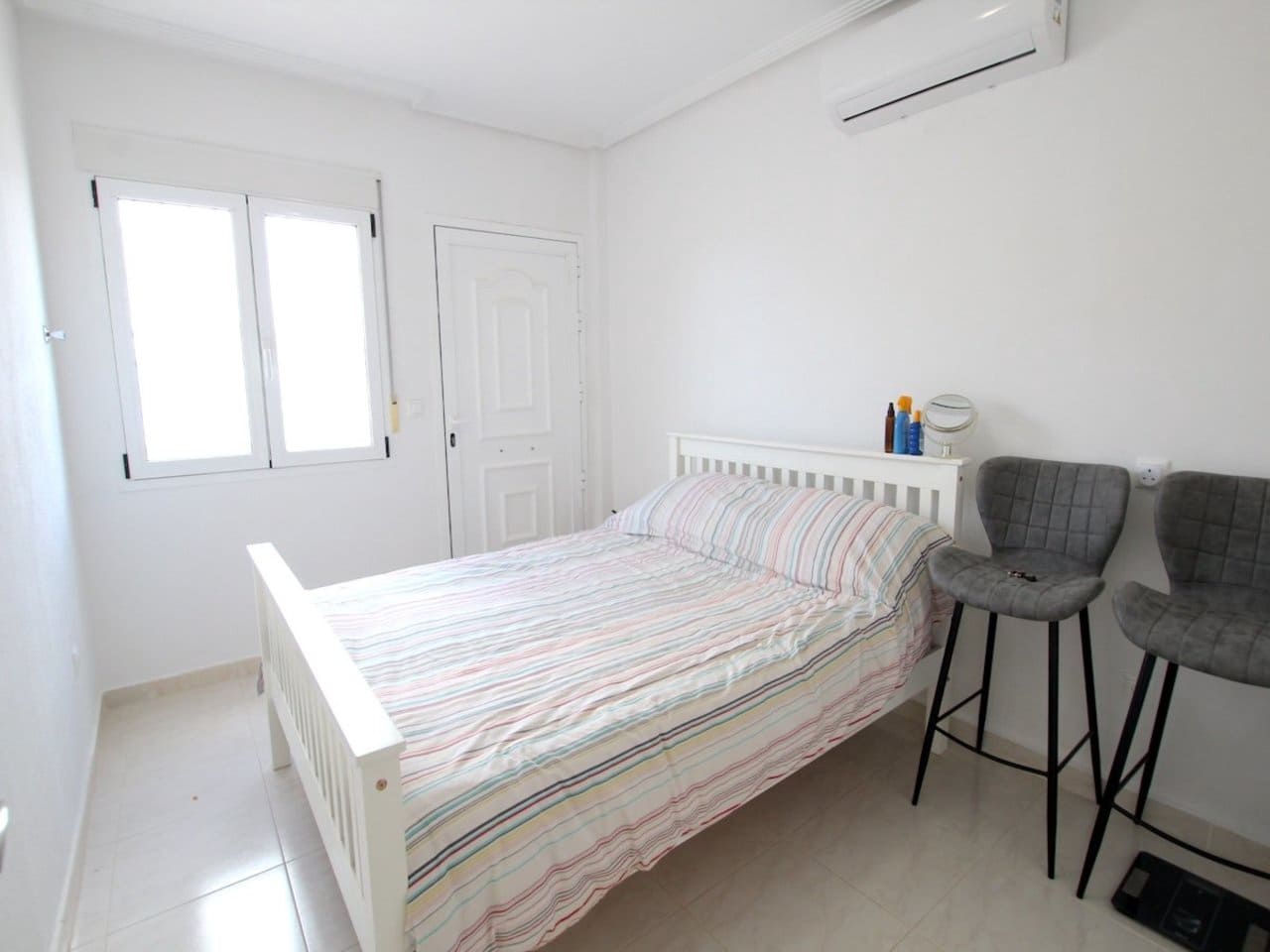 5 quarto Moradia para venda em Campoamor com piscina - 540 000 € (Ref: 9986479)