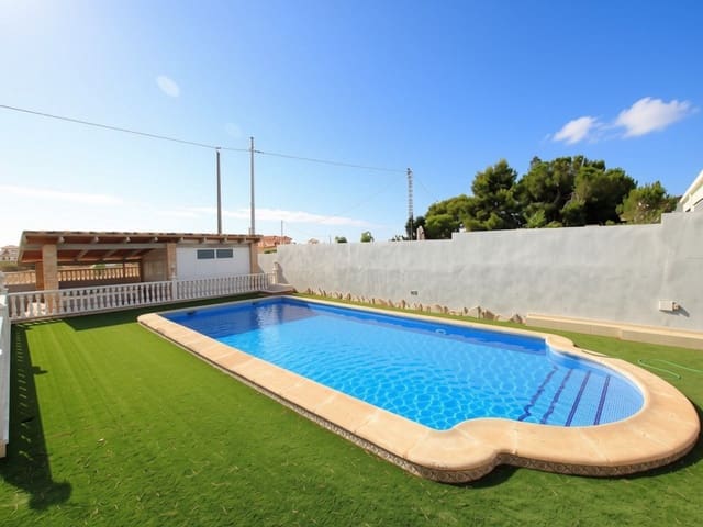 5 soverom Villa til salgs i Campoamor, Orihuela med svømmebasseng - € 540 000 (Ref: 9986479)