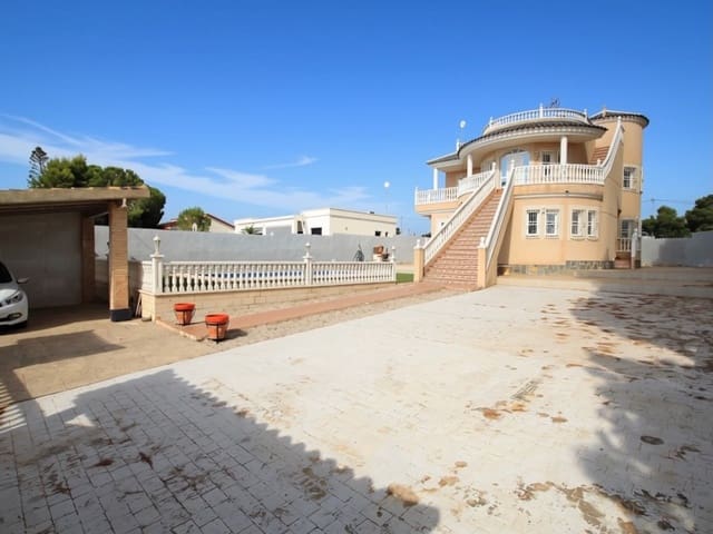5 soverom Villa til salgs i Campoamor, Orihuela med svømmebasseng - € 540 000 (Ref: 9986479)