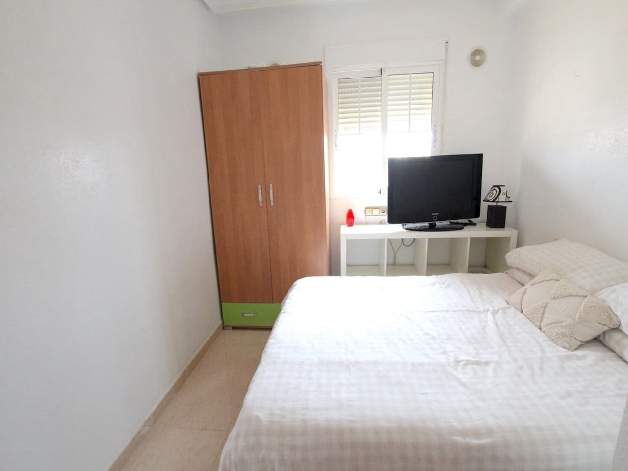 Casa de 3 habitaciones en Cabo Roig en venta - 229.000 € (Ref: 9986480)