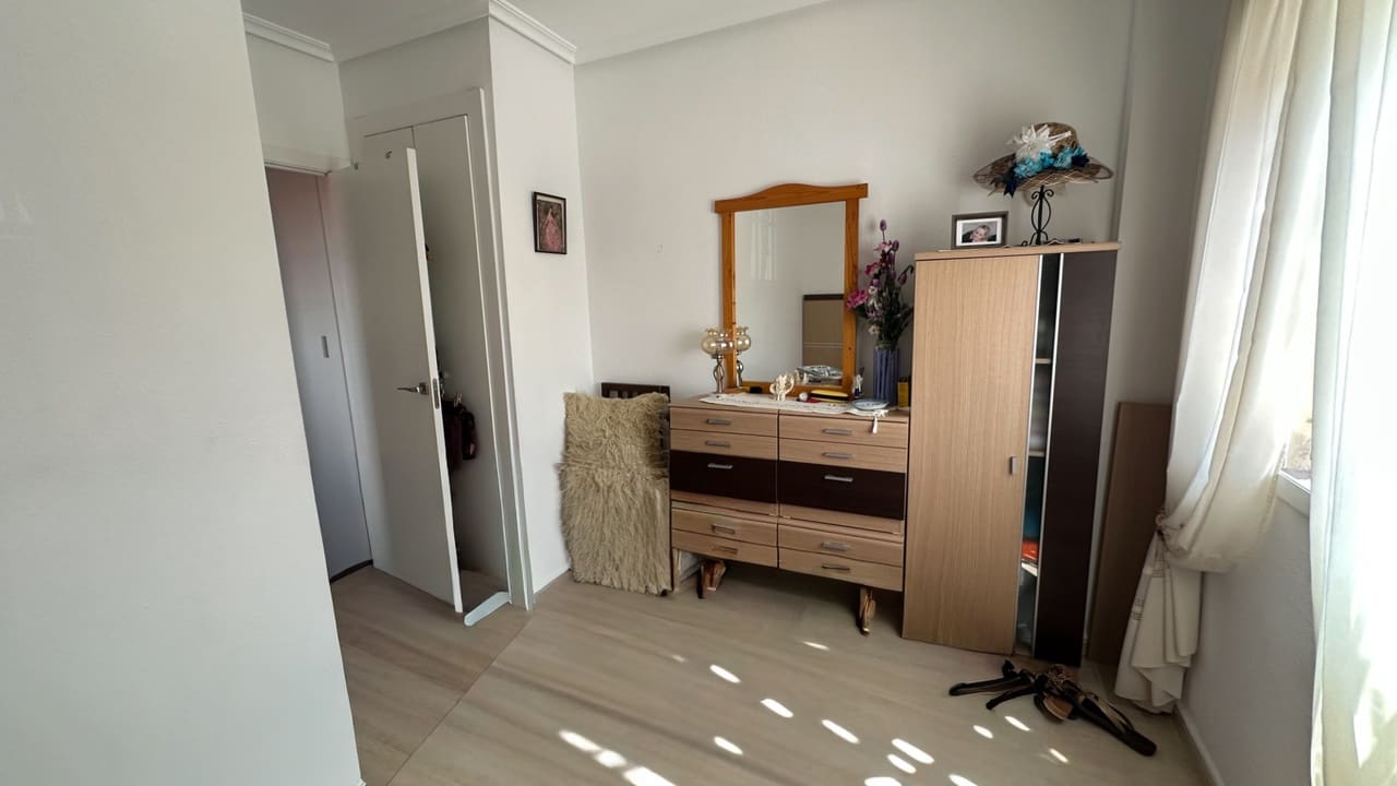 2 makuuhuone Bungalow myytävänä paikassa Orihuela Costa - 164 900 € (Ref: 9990305)