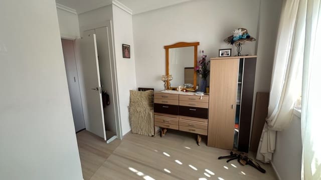 Bungalow de 2 habitaciones en Dehesa de Campoamor, Orihuela en venta con piscina - 164.900 € (Ref: 9990305)