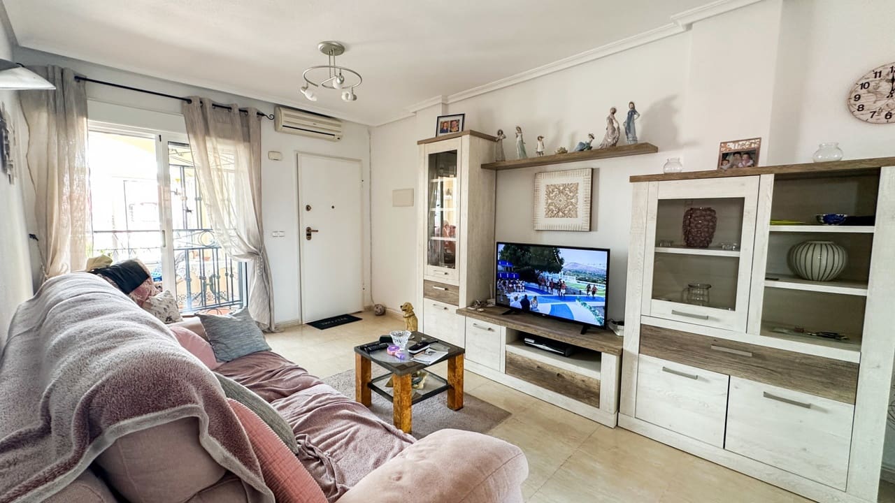 2 makuuhuone Bungalow myytävänä paikassa Orihuela Costa - 164 900 € (Ref: 9990305)
