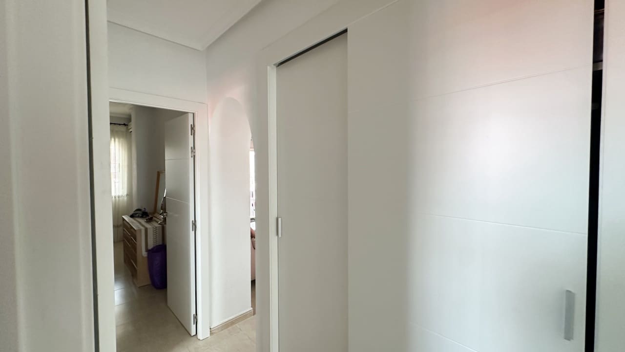 2 makuuhuone Bungalow myytävänä paikassa Orihuela Costa - 164 900 € (Ref: 9990305)