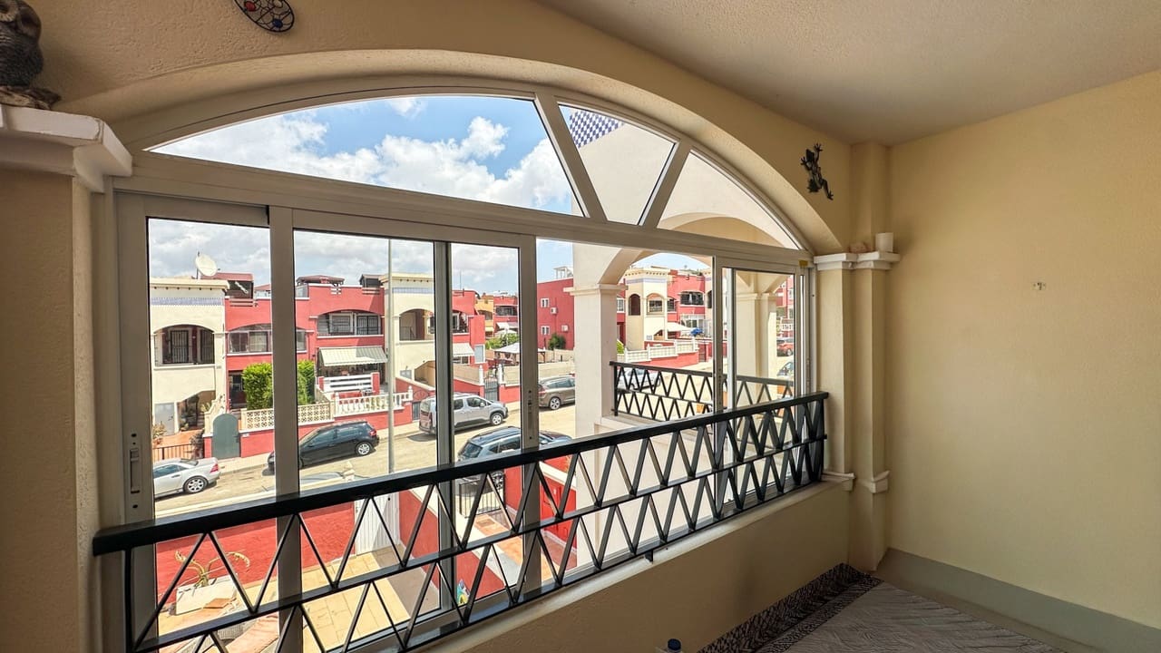 2 makuuhuone Bungalow myytävänä paikassa Orihuela Costa - 164 900 € (Ref: 9990305)