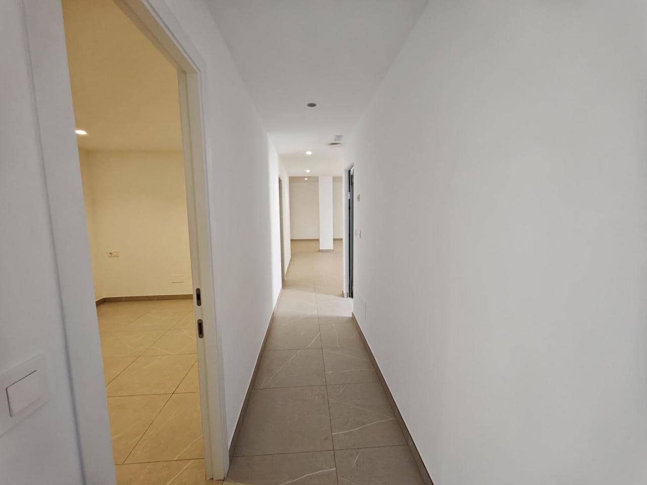 6 sypialnia Willa na sprzedaż w Los Alcazares z basenem - 675 000 € (Ref: 9990306)
