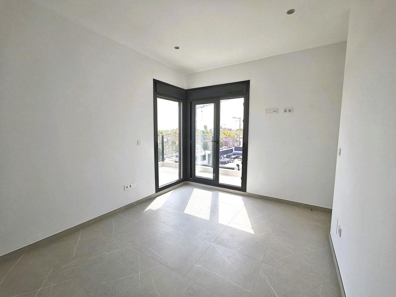 6 slaapkamer Villa te koop in Torre-Pacheco met zwembad garage - € 675.000 (Ref: 9990306)