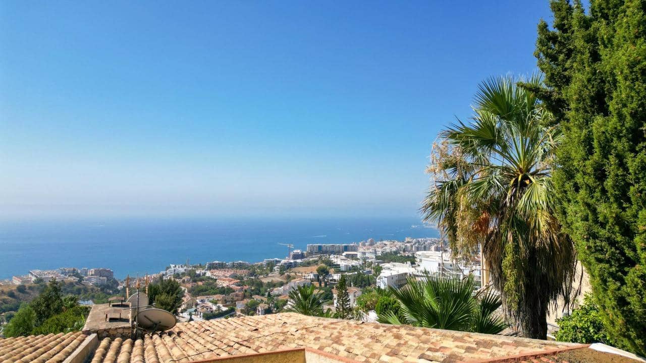 5 soverom Villa til salgs i Benalmadena med svømmebasseng garasje - € 3 500 000 (Ref: 9993874)