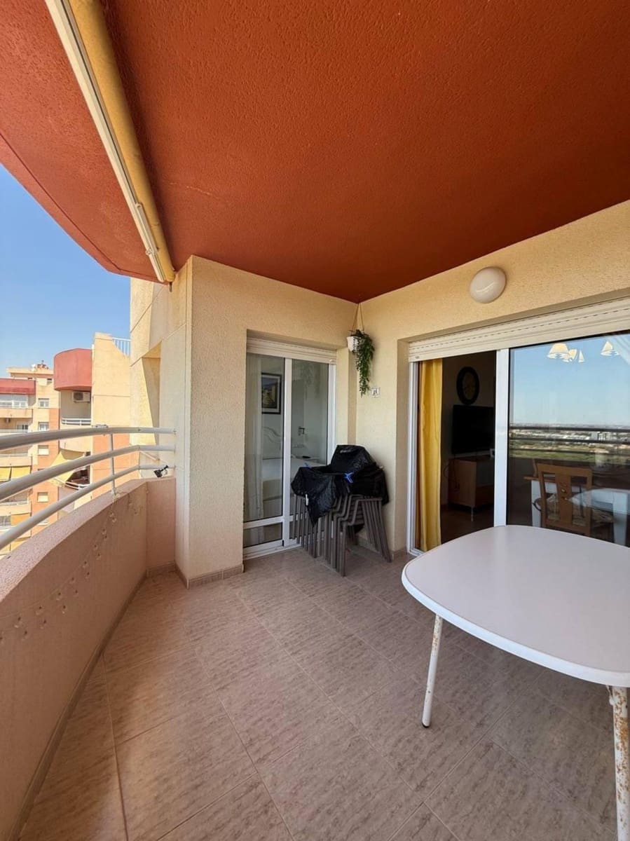 2 sovrum Lägenhet till salu i Orihuela Costa med pool - 295 000 € (Ref: 9993877)