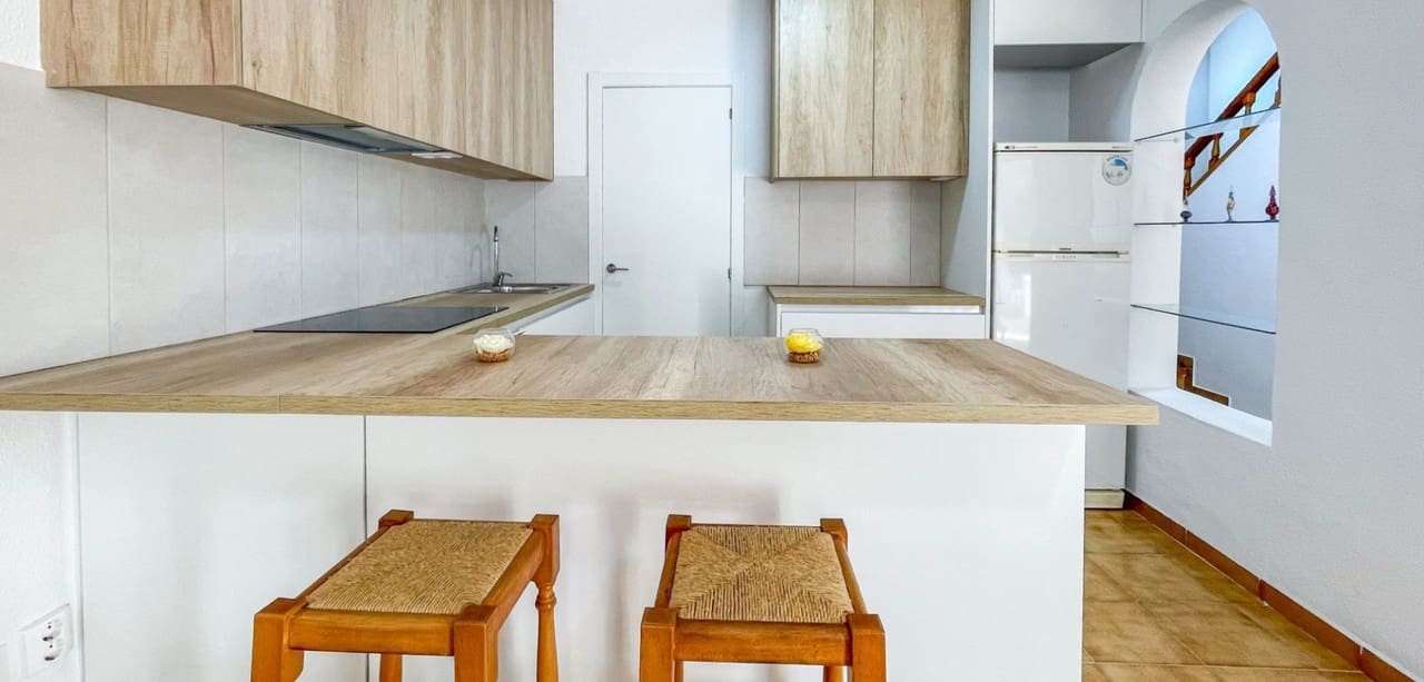 Casa de 3 habitaciones en Orihuela Costa en venta - 289.000 € (Ref: 9993878)