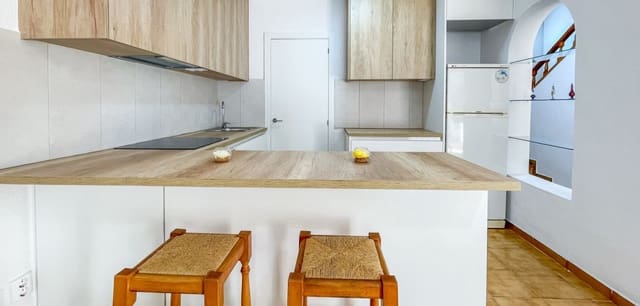 Casa de 3 habitaciones en Dehesa de Campoamor, Orihuela en venta - 289.000 € (Ref: 9993878)