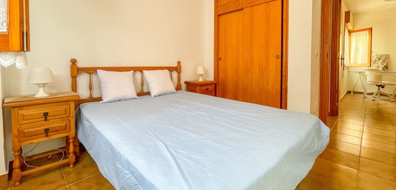 Casa de 3 habitaciones en Orihuela Costa en venta - 289.000 € (Ref: 9993878)