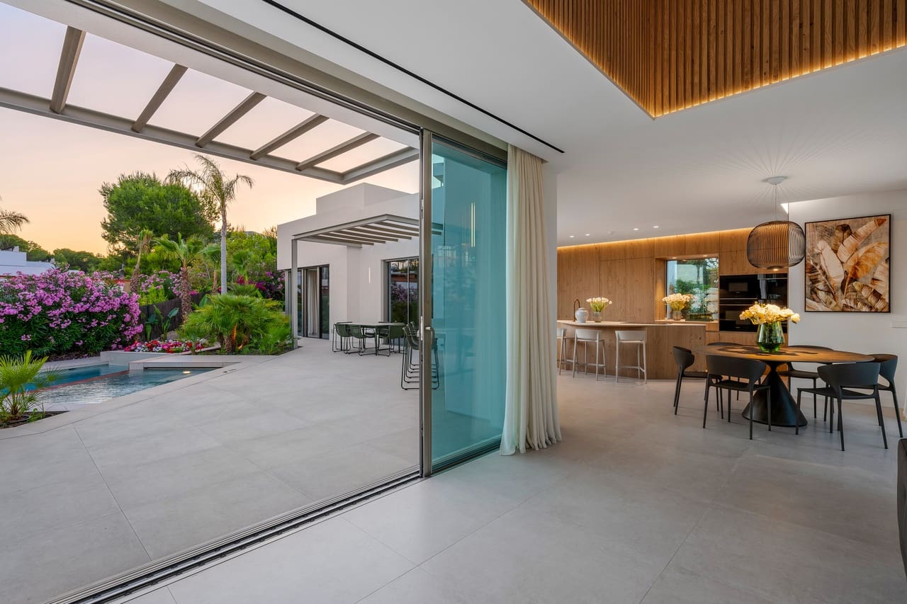 3 soveværelse Villa til salg i Las Colinas Golf med swimmingpool garage - € 2.450.000 (Ref: 9994832)