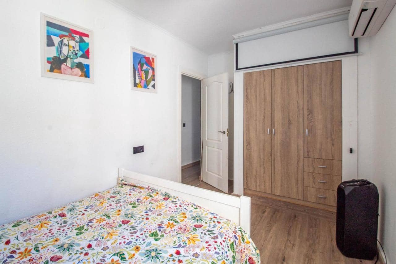 2 slaapkamer Bungalow te koop in Orihuela Costa met zwembad - € 135.000 (Ref: 9996704)