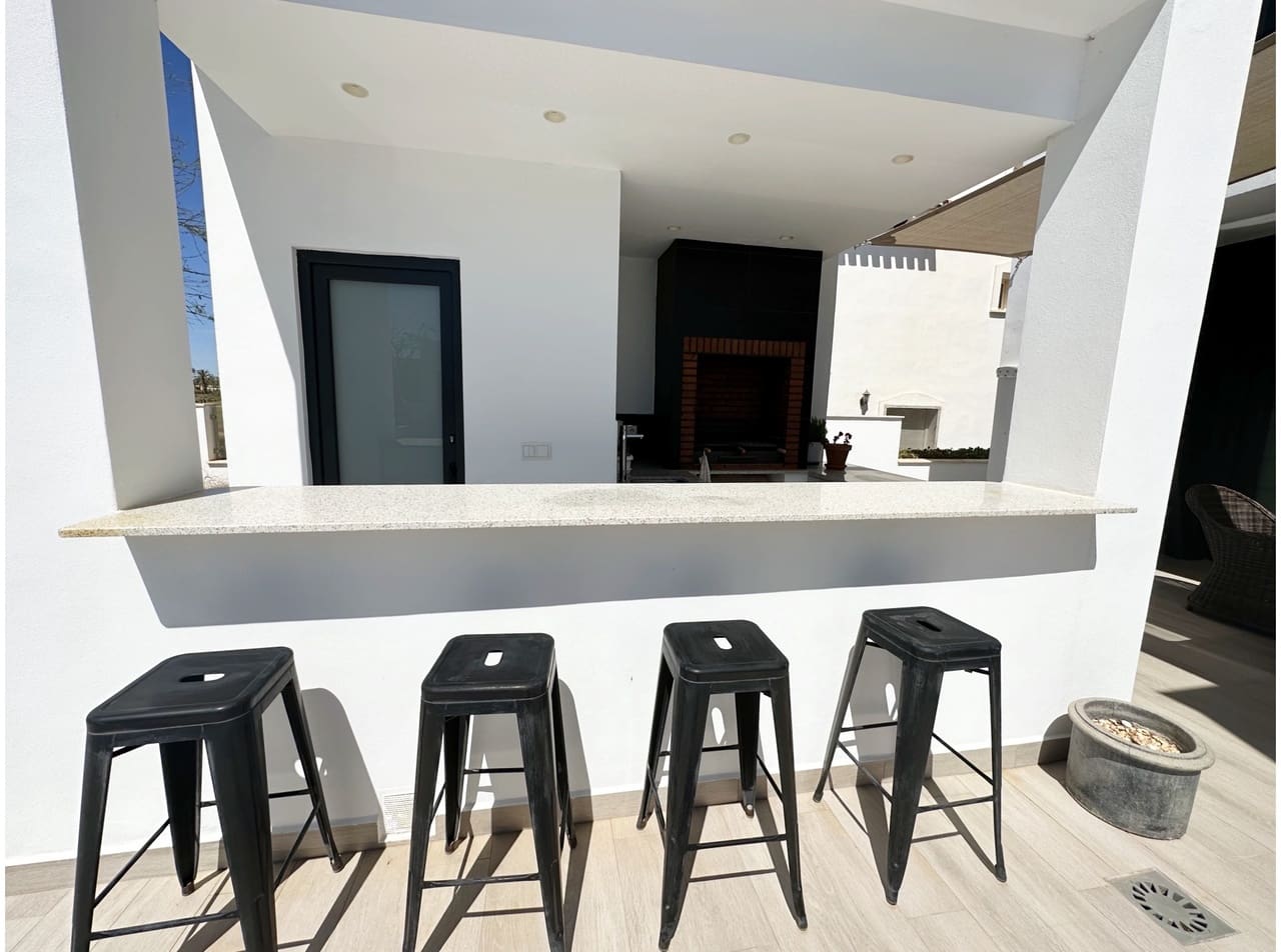5 sovrum Villa till salu i Mar Menor Golf Resort med pool garage - 1 025 000 € (Ref: 9999763)
