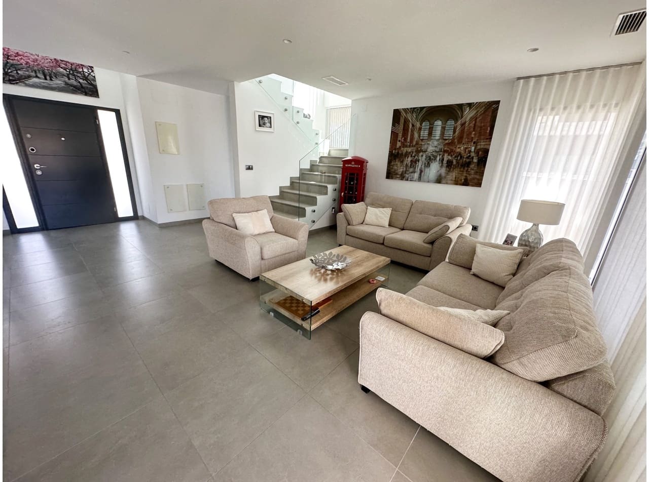5 sovrum Villa till salu i Mar Menor Golf Resort med pool garage - 1 025 000 € (Ref: 9999763)