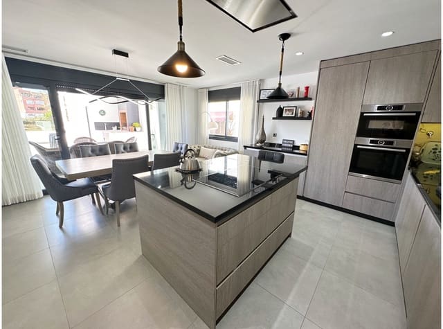 5 soveværelse Villa til salg i Mar Menor Golf Resort, Torre-Pacheco med swimmingpool garage - € 1.025.000 (Ref: 9999763)