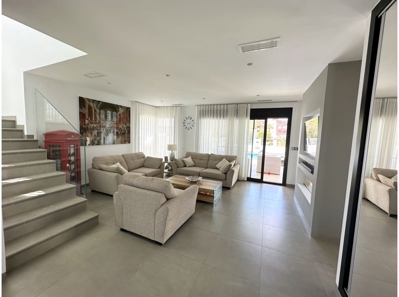 5 sovrum Villa till salu i Mar Menor Golf Resort med pool garage - 1 025 000 € (Ref: 9999763)