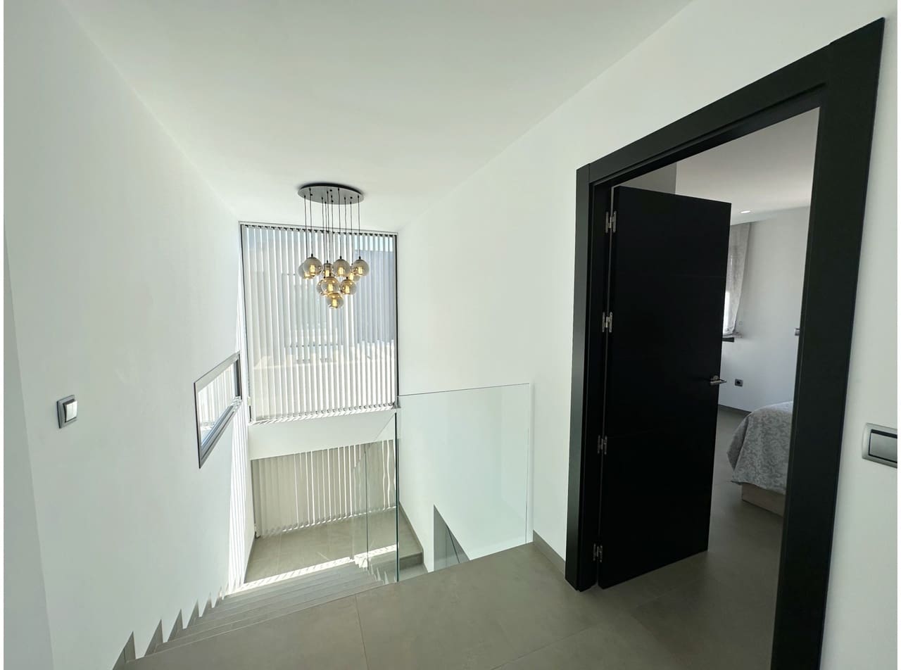 5 sovrum Villa till salu i Mar Menor Golf Resort med pool garage - 1 025 000 € (Ref: 9999763)