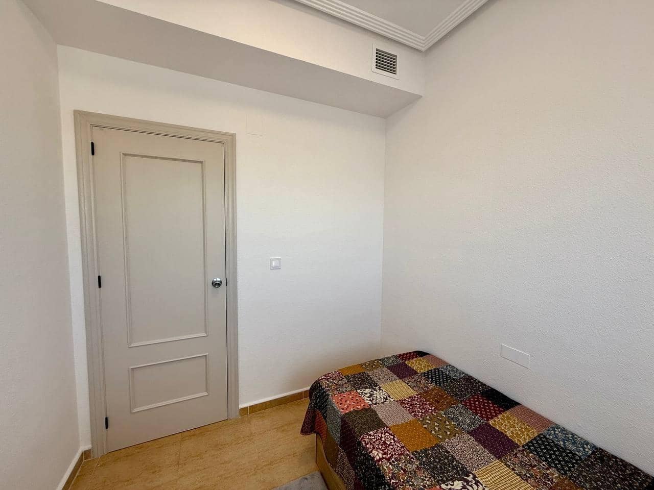 3 slaapkamer Appartement te koop in Guardamar del Segura met zwembad garage - € 249.900 (Ref: 9999765)