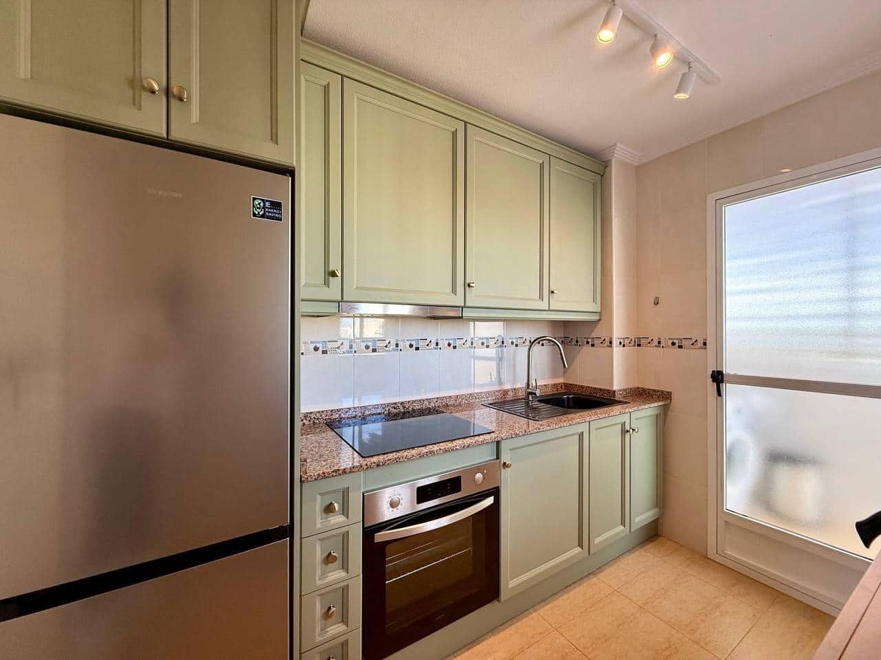 3 slaapkamer Appartement te koop in Guardamar del Segura met zwembad garage - € 249.900 (Ref: 9999765)
