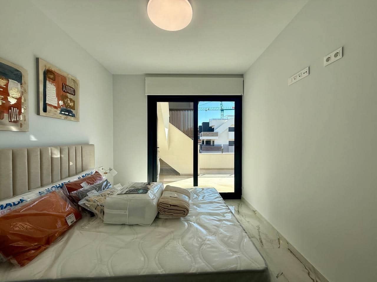 2 sypialnia Penthouse na sprzedaż w Orihuela Costa z basenem garażem - 364 900 € (Ref: 9999766)