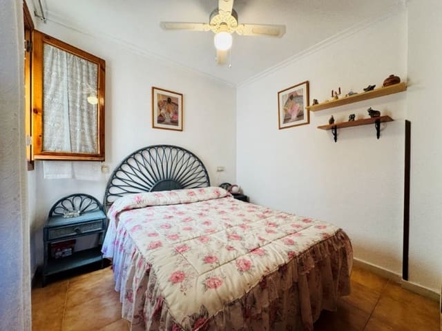 1 soveværelse Lejlighed til salg i La Mata, Torrevieja med swimmingpool - € 125.000 (Ref: 9999767)