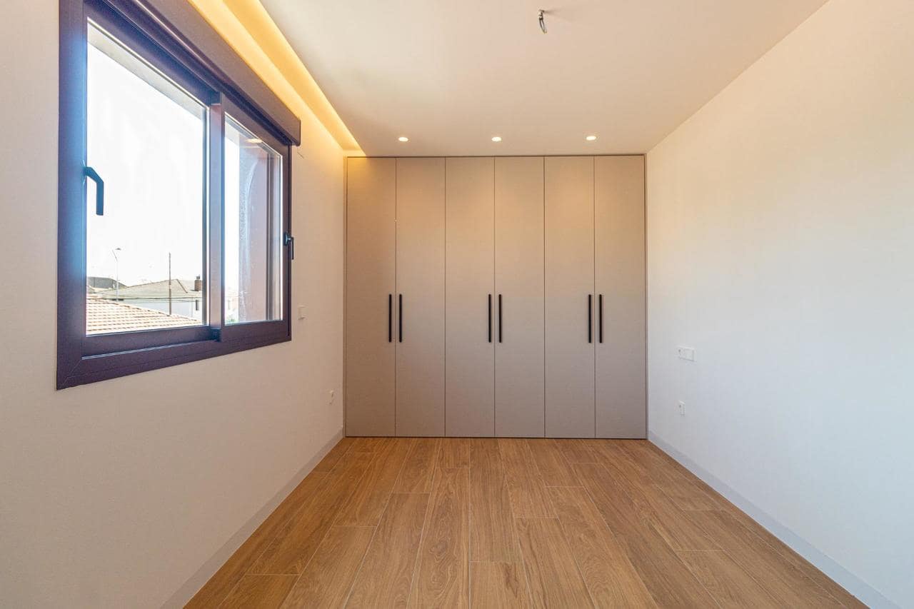 3 soveværelse Villa til salg i Santiago de la Ribera med swimmingpool garage - € 529.000 (Ref: 9999771)
