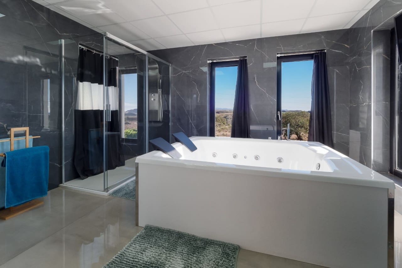 3 soverom Villa til salgs i Pulpi med svømmebasseng garasje - € 1 050 000 (Ref: 9999781)