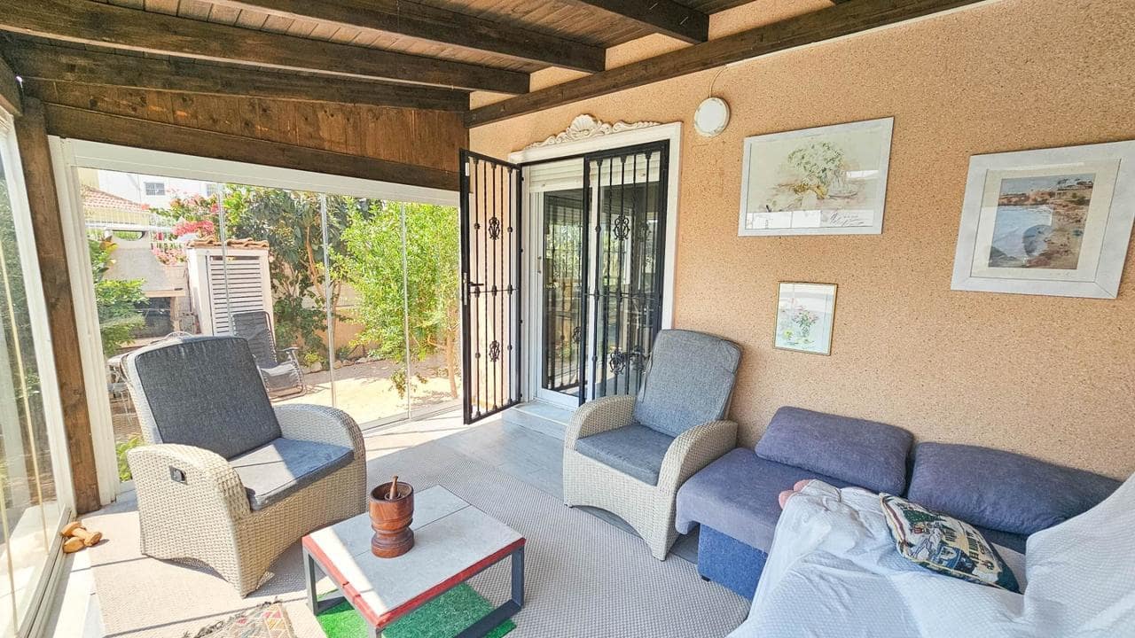 3 sovrum Villa till salu i Orihuela Costa med pool garage - 395 000 € (Ref: 9999782)