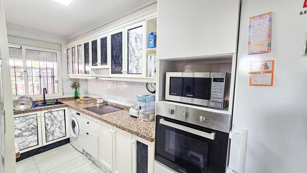 3 sovrum Villa till salu i Orihuela Costa med pool garage - 395 000 € (Ref: 9999782)
