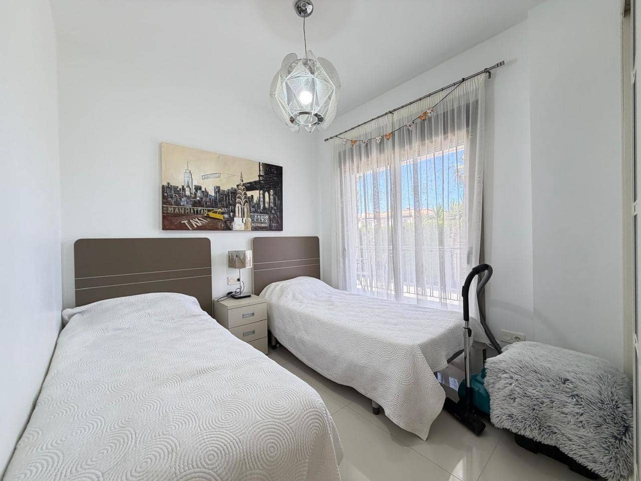 4 soverom Villa til salgs i Ciudad Quesada med svømmebasseng garasje - € 420 000 (Ref: 9999784)