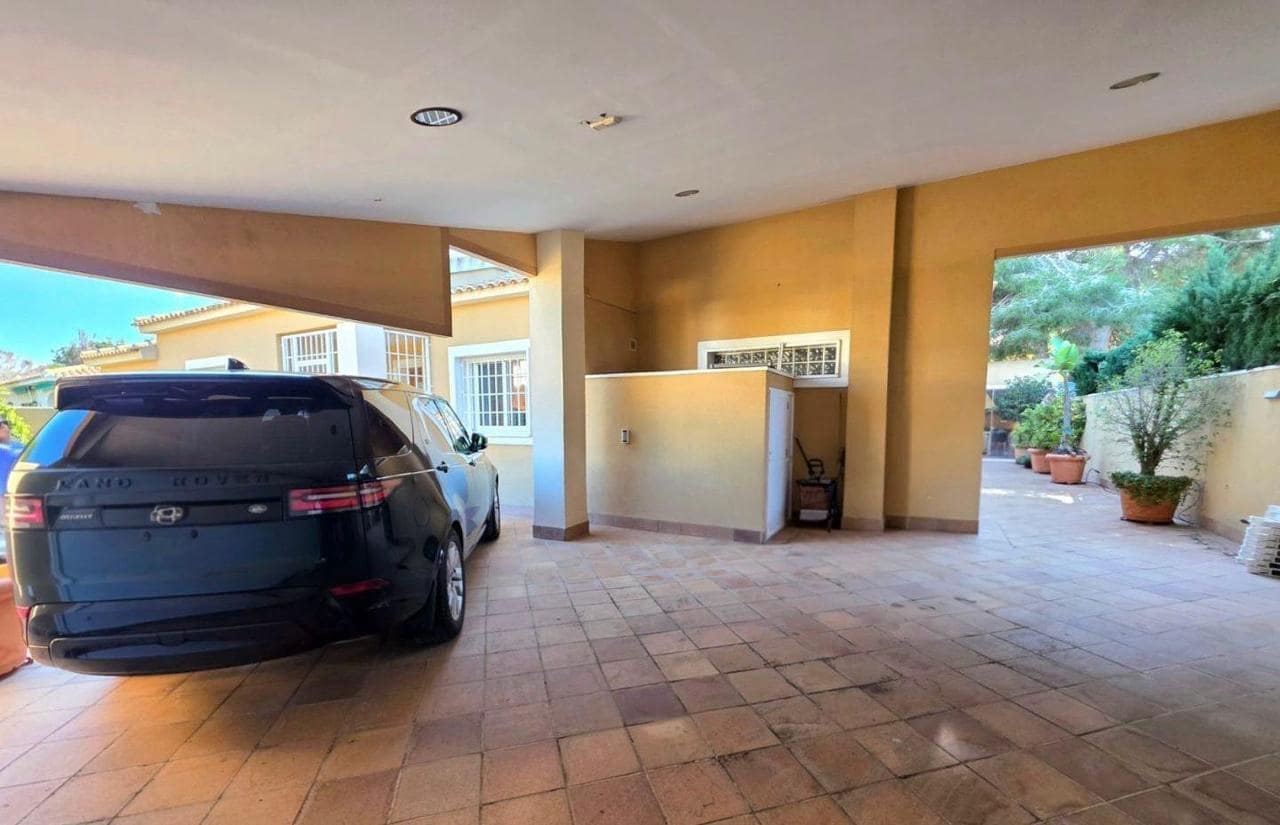 5 slaapkamer Huis te koop in Orihuela Costa met zwembad - € 739.900 (Ref: 9999789)