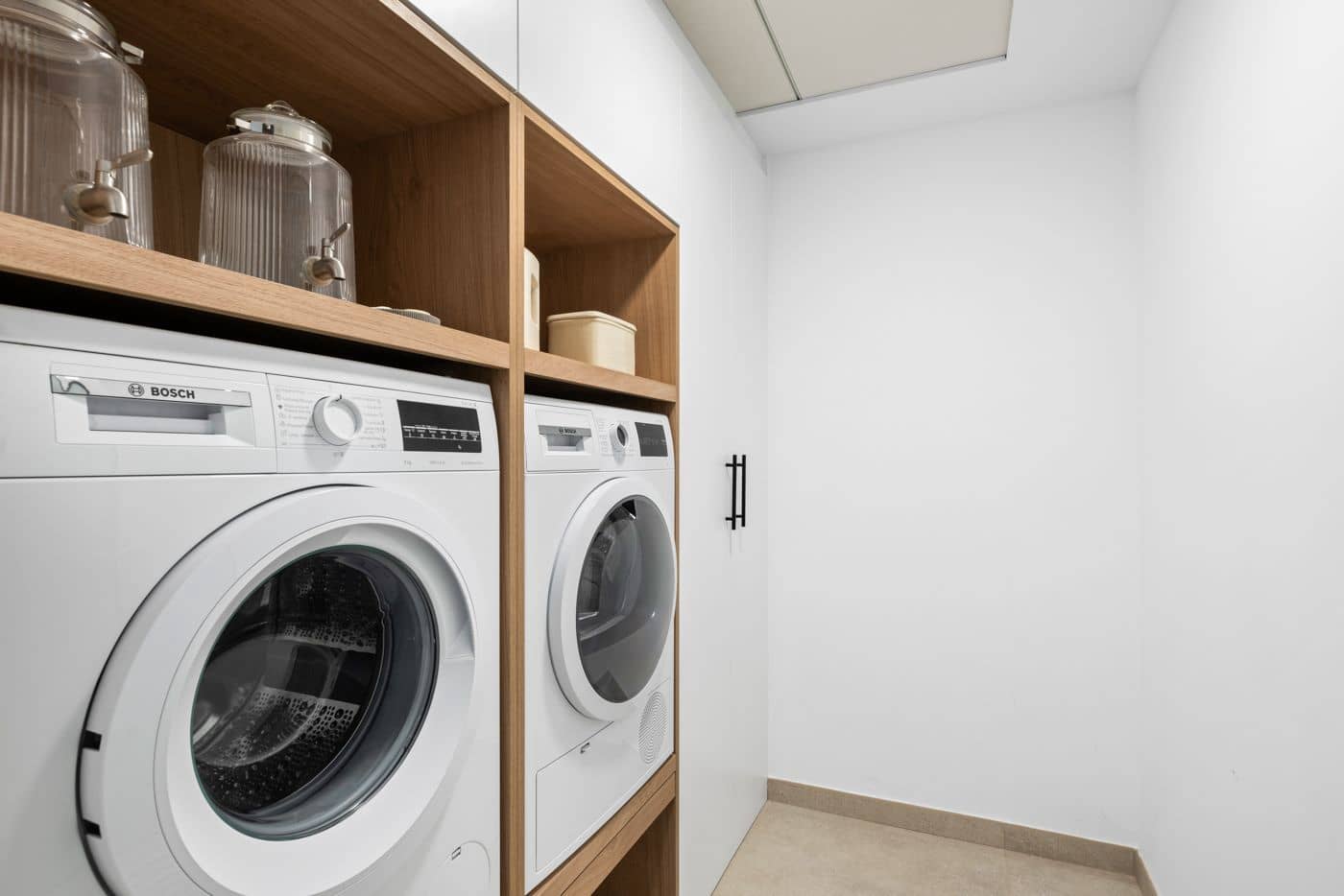 4 sypialnia Willa na sprzedaż w Polop z basenem garażem - 765 000 € (Ref: 10002499)
