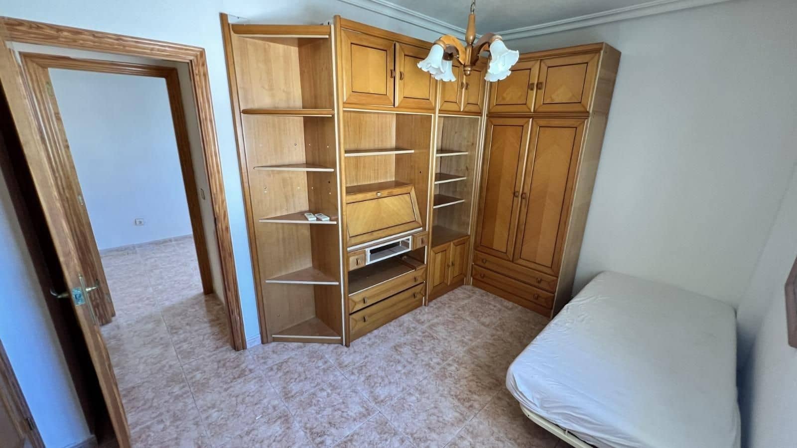 3 bedroom Villa for sale in Torrevieja with garage - € 425,000 (Ref: 10003468)